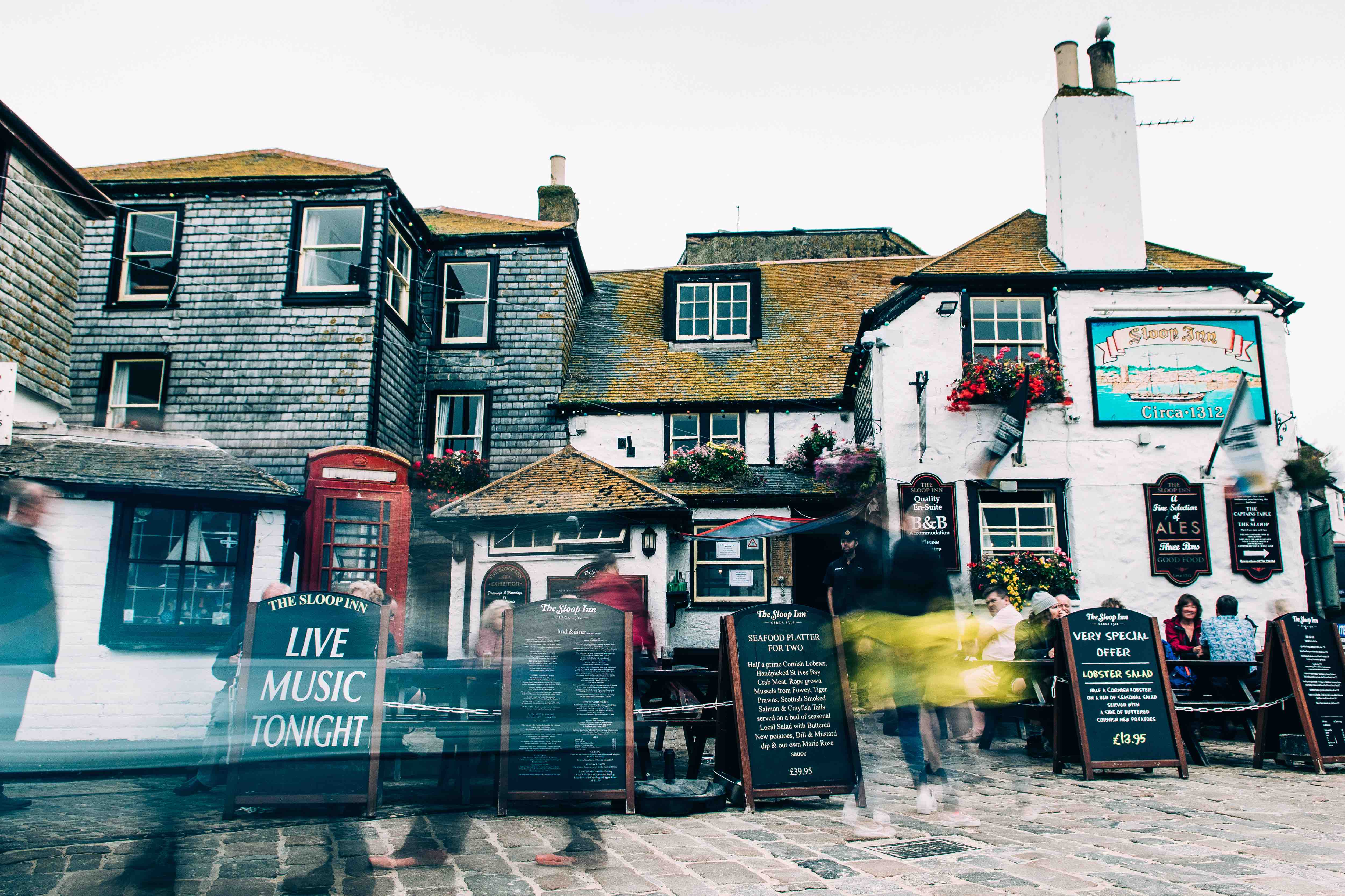 The Sloop Winter Pubs (Meor Design) 3